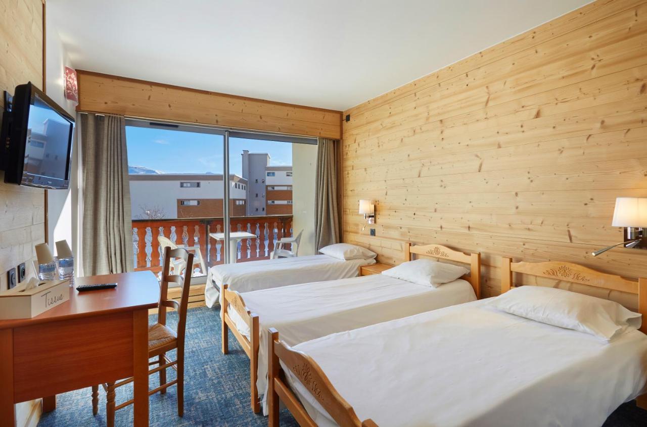 Hotel Eliova Le Chaix Alpe d'Huez Екстер'єр фото